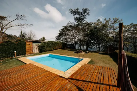 Deck de madeira — Imagem ilustrativa (Pexels), foto: Matheus Bertelli